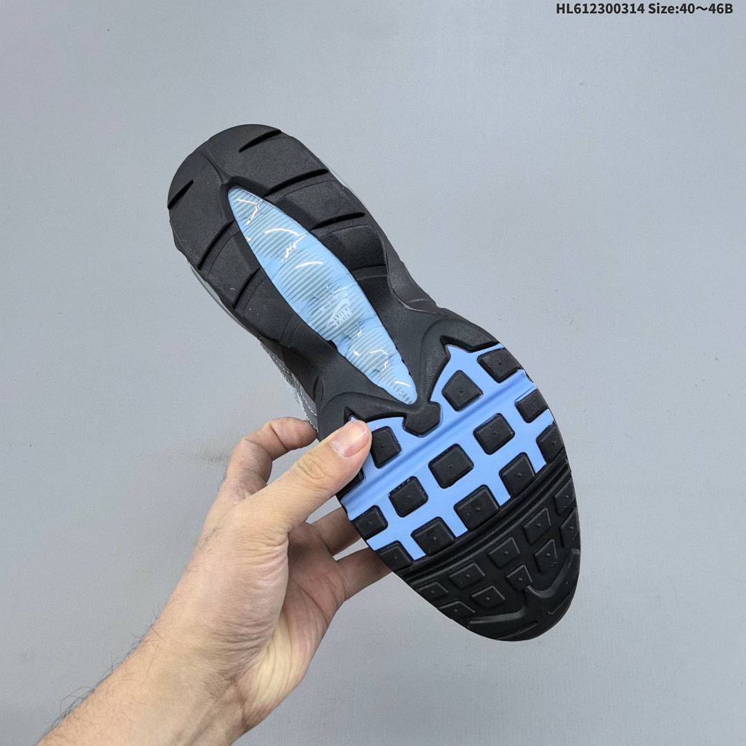 NIKE AIR MAX 95 SP - foto 7
