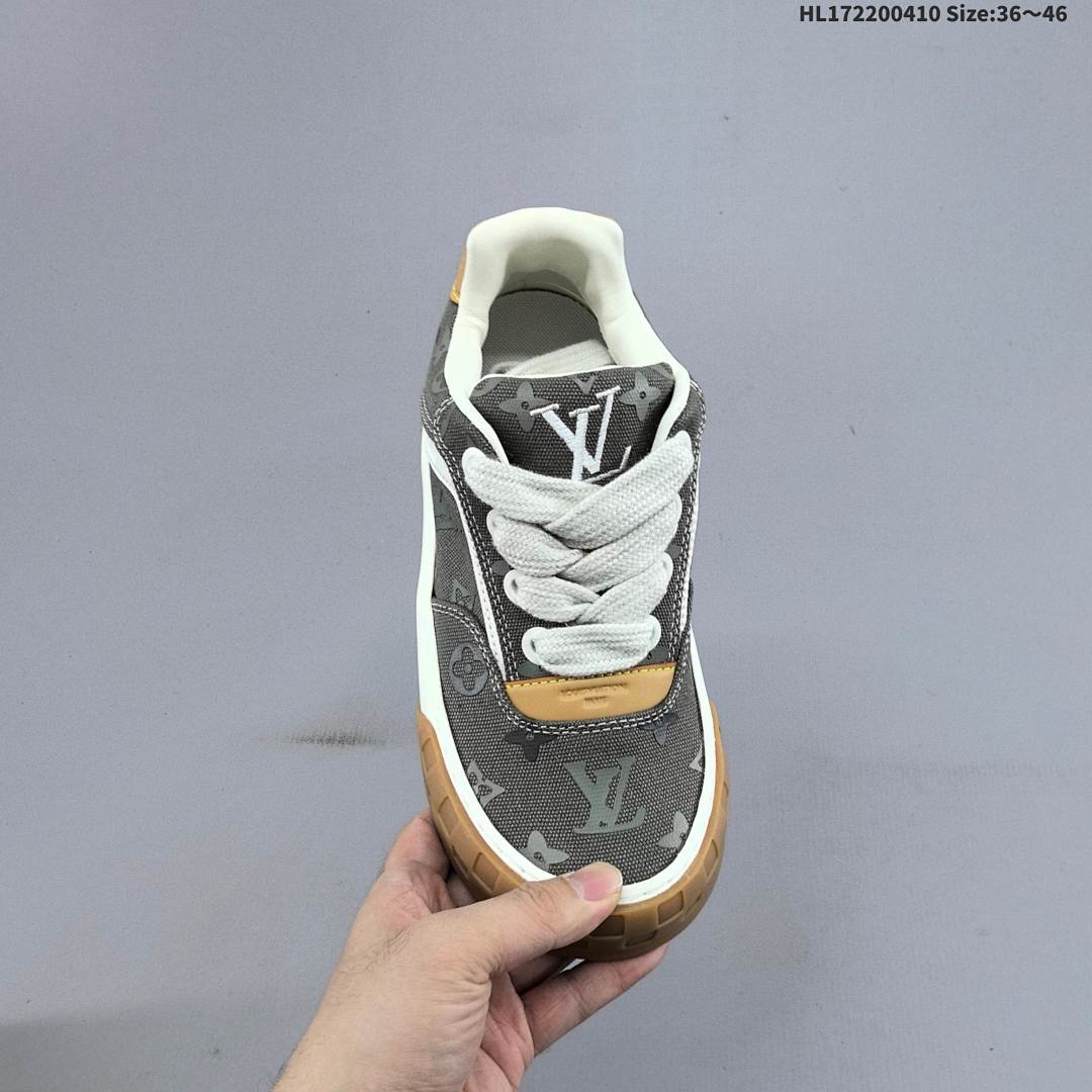 LV LOUIS VUITTON Tilted Suede Low Sneakers “ ” HL172200410 - foto 5