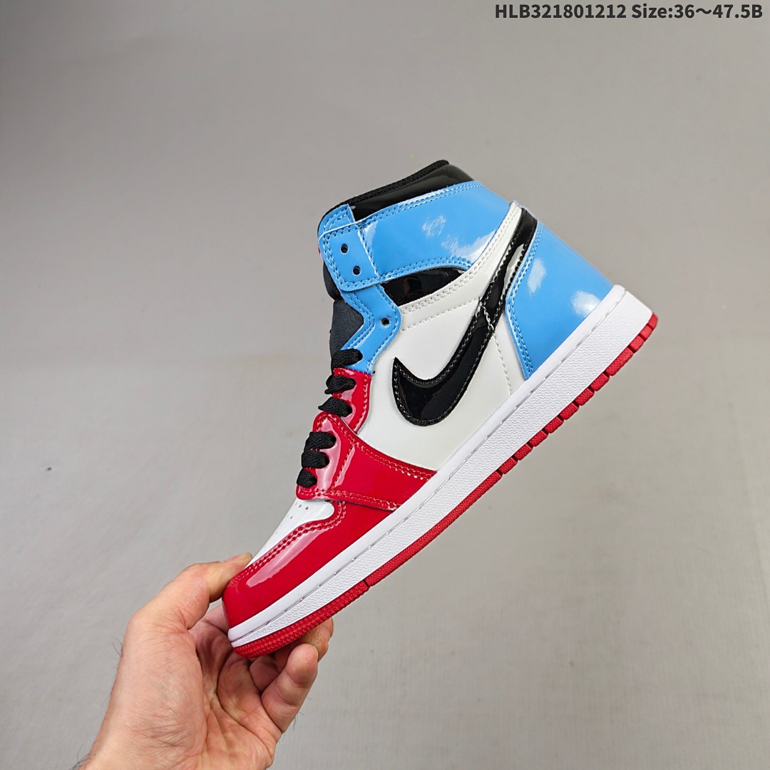 Nike Air Jordan 1 Retro High OG AJ1 · - foto 7