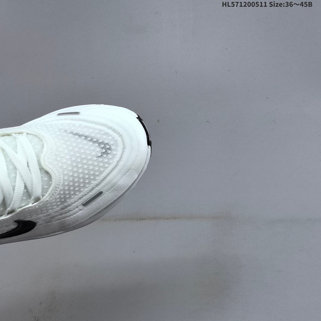 Nike Vomero Plus ReactX Air Zoom - foto 8