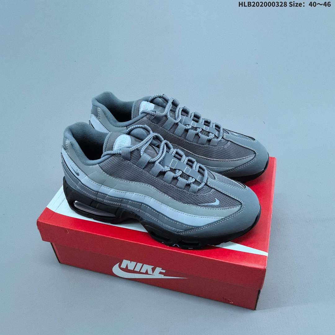 CDG x NIKE Air Max 95 Air Max 95 · Nike Air Max 95 - foto 6