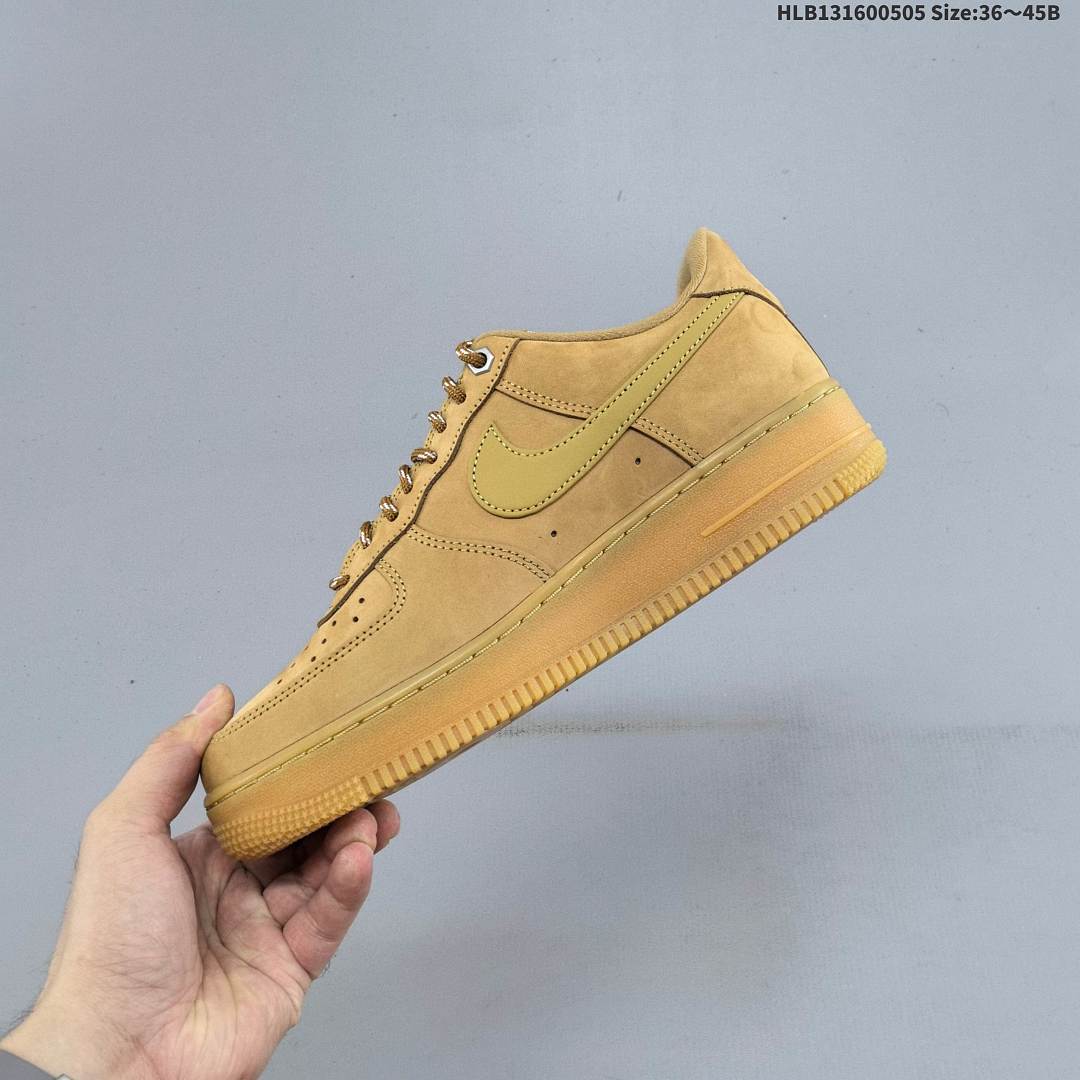 NIKE AIR FORCE 1‘07 LV8 - foto 4
