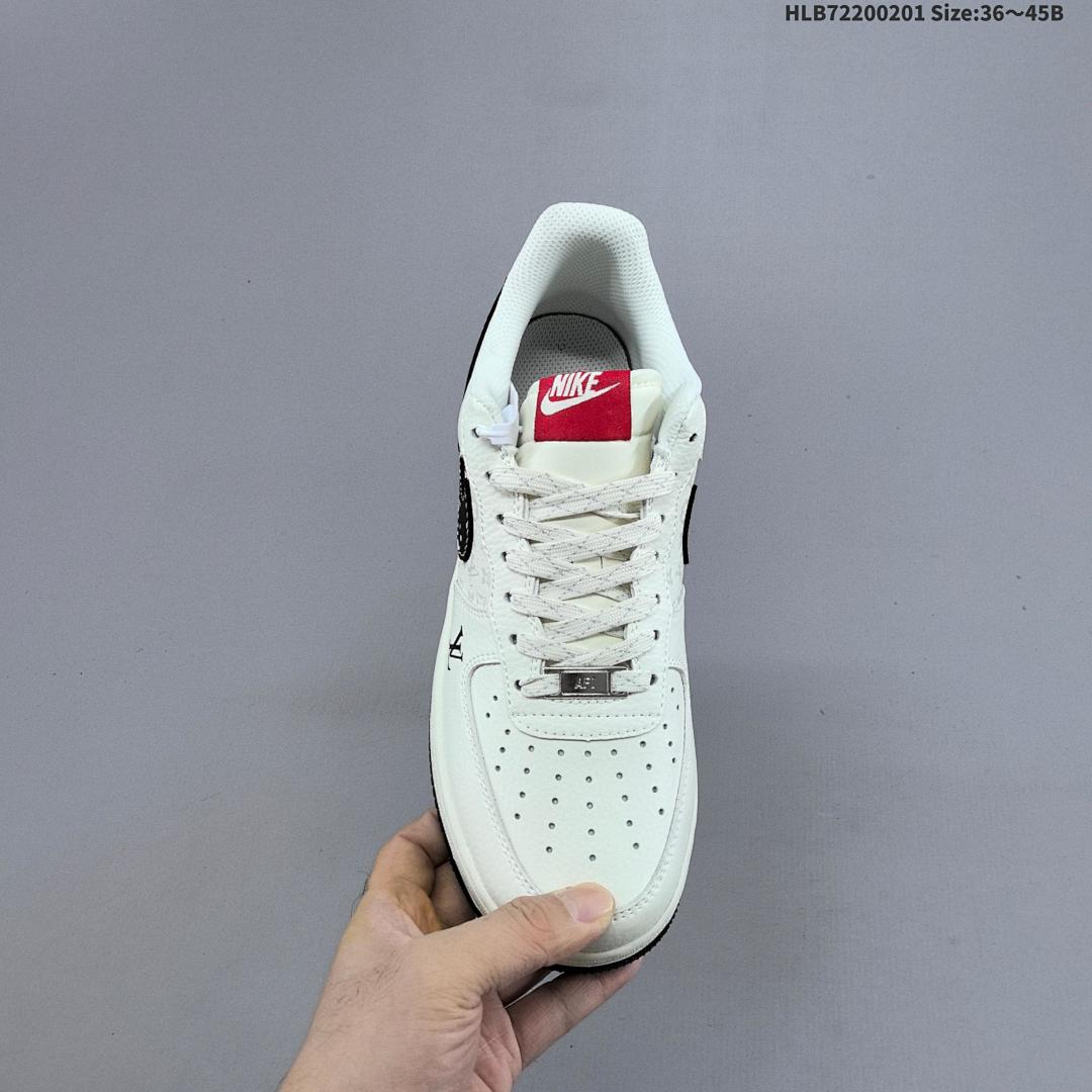Nike Air Force1 07 low LV - foto 6