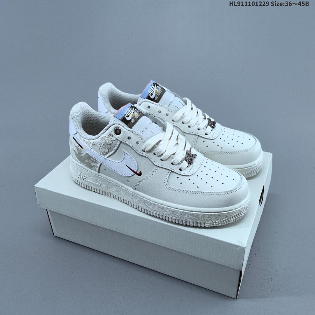 NIKE AIR FORCE 1‘07 -011