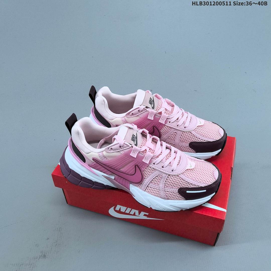 NIKE V2K RUN Swoosh Bill Bowerm