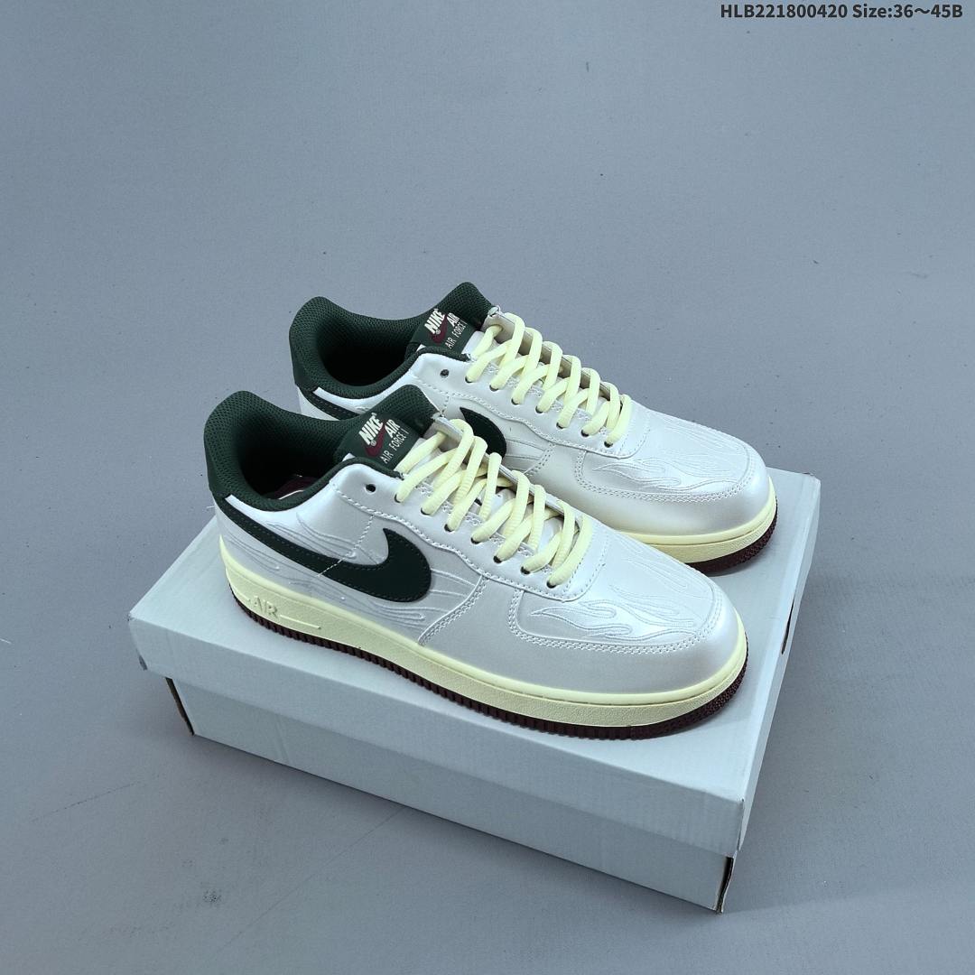 NIKE AIR FORCE 1‘07 -030