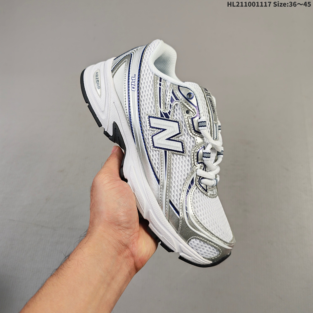 New Balance 740