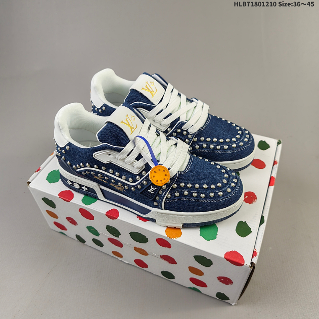 LV ARCH LIGHT SNEAKER 3D