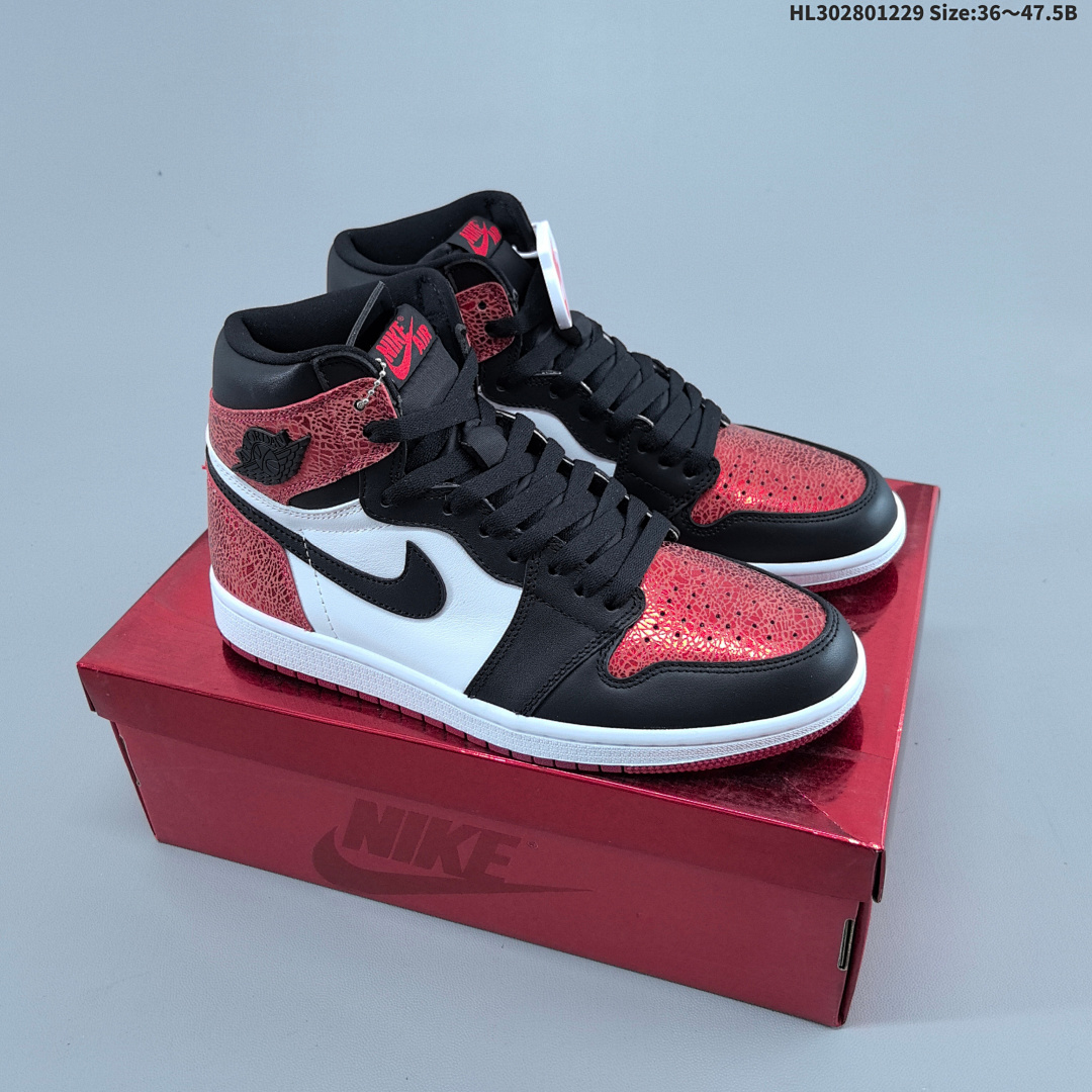 Nike Air Jordan 1 Retro High OG AJ1 ·
