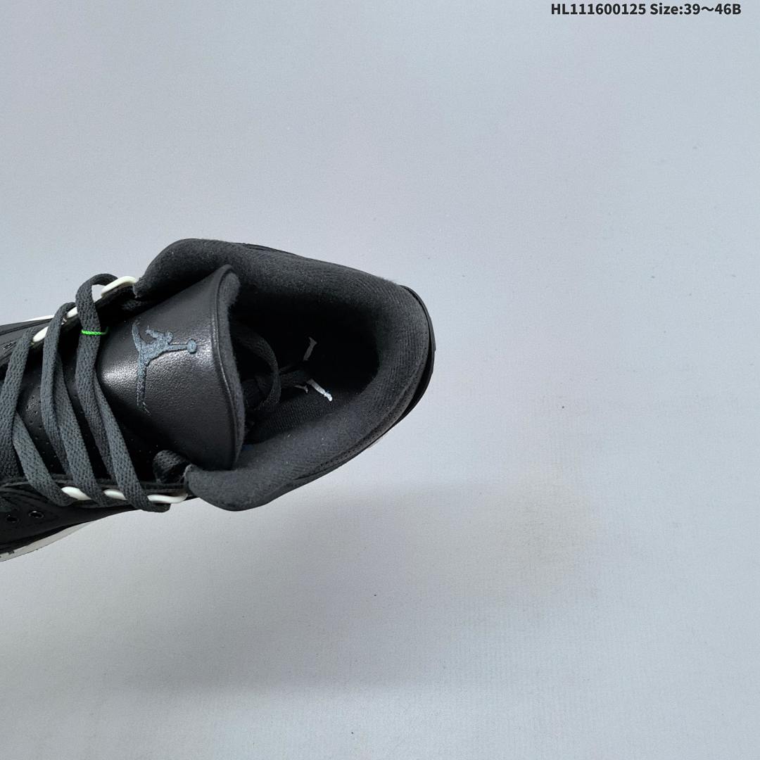 Nike Air Jordan 3 Retro · AJ3 -001 - foto 2
