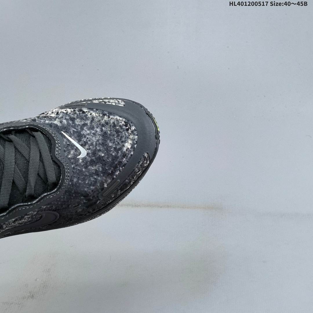 Nike VOMERO PLUS ReactX Air Zoom - foto 8