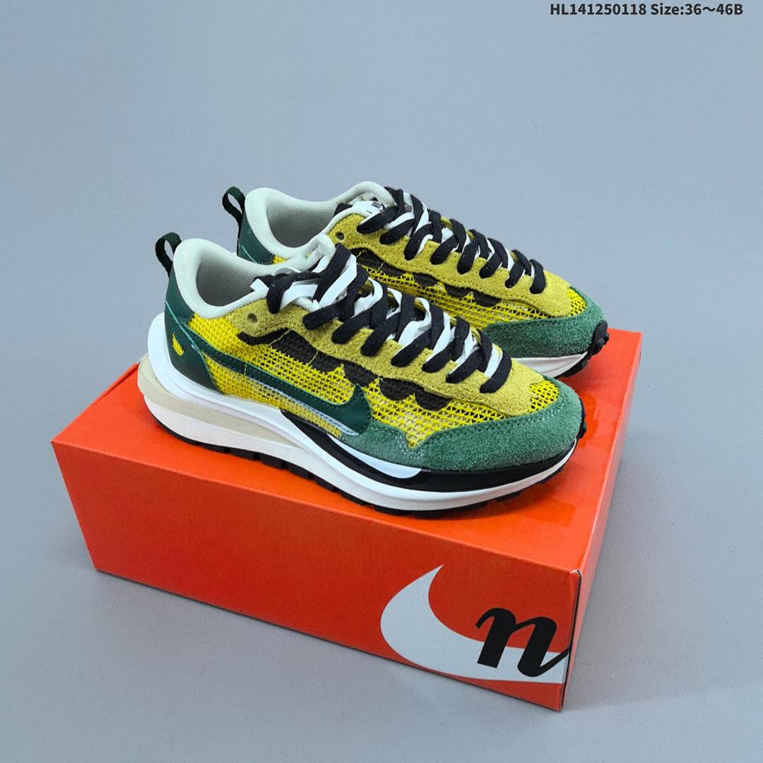 Sacai X NIKe regasus vaporrly SP 3.0 Swoosh