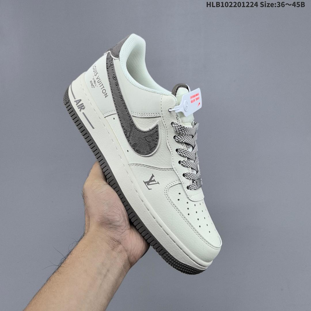 Nike Air Force1 07 low SM666 - foto 8
