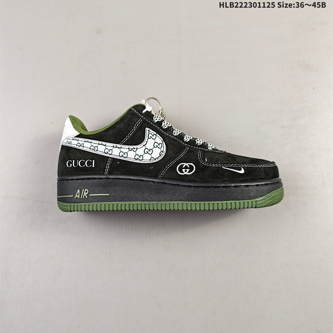 NIKE AIR FORCE 1‘07 -113 S